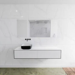 Badkamermeubelset Mondiaz LAGOM 160 Cm Topblad Met Linkse Wastafel Solid Surface Opzetkom Binx Zonder Kraangaten Mat Zwart (2 Laden)