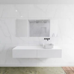 Badkamermeubelset Mondiaz LAGOM 170 Cm Met Topblad Rechtse Wastafel Solid Surface Opzetkom Binx Zonder Kraangaten Mat Wit (2 Laden)