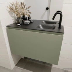 MONDIAZ OLAN 80cm Toiletmeubel Army. LEX Wastafel Urban Rechts 1 Kraangat -Duravit Verkoop badkamermeubel olan army model lex urban mid 0017