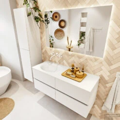 MONDIAZ VICA 120cm Badmeubel Onderkast Talc 4 Lades. Wastafel Moon Links Zonder Kraangat, Kleur Talc Met Spiegel LED. -Duravit Verkoop badkamermeubel vica talc moon talc set2 0057