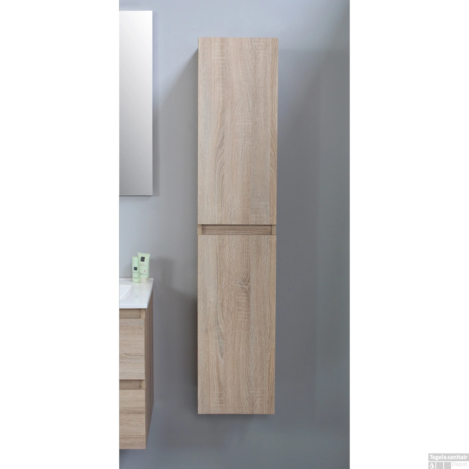 Badmeubelkast Boss & Wessing Pepper Hoge Kast Greeploos 2 Deuren 145x30x30 Cm Eiken 1 Badmeubelkast Boss & Wessing Pepper Hoge Kast Greeploos 2 Deuren 145x30x30 Cm Eiken