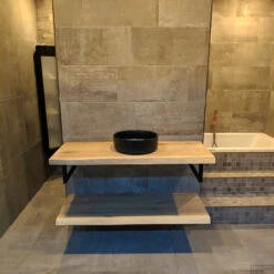 Badkamermeubel BWS Woodstone Twee Bovenbladen Met Boomstamkant 80 Cm (met Beugels En Waskom) -Duravit Verkoop badmeubelset bws woodstone 80 cm twee planken zwarte kom detail2