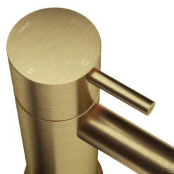 Thermostatische Douche/Badkraan Hotbath Cobber X Inbouw Met 2 Stopkranen En Handdouche Geborsteld Messing PVD -Duravit Verkoop cx7071bbp thermostatische douchebadkraan hotbath cobber x inbouw met 2 stopkranen en handdouche geborsteld messing pvd 2