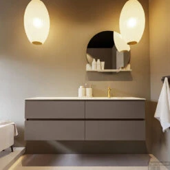 MONDIAZ VICA-DLUX 150cm Badmeubel Onderkast Smoke 4 Lades. Inbouw Wastafel CLOUD Rechts 1 Kraangat, Kleur Frappe, En Spiegel Model SPOT -Duravit Verkoop vica dluxe inbouw cloud frappe smoke front2 0060