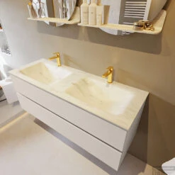 MONDIAZ VICA-DLUX 130cm Badmeubel Onderkast Linen 2 Lades. Inbouw Wastafel CLOUD Dubbel 2 Kraangaten, Kleur Opalo, En Spiegel Model SPOT -Duravit Verkoop vica dluxe inbouw cloud opalo linen side1 0035 13132514381971